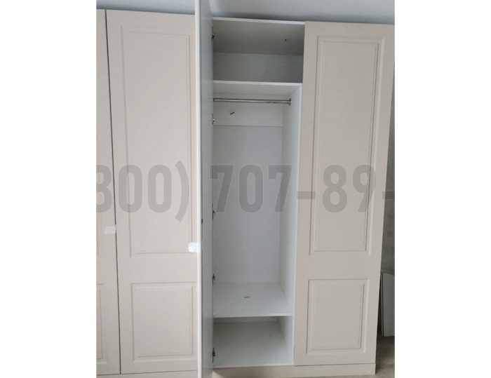 Классический шкаф в Коломне